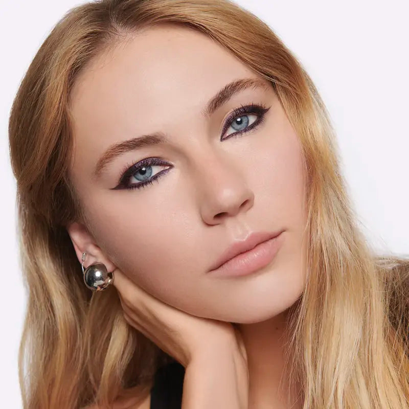 Waterproof Eyeliner Pencil - Creamy Glide Formula For 24HR Smudge-Proof Eyes